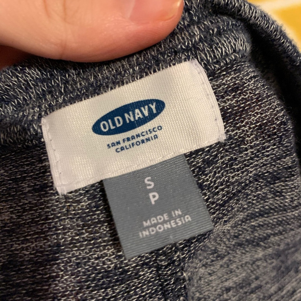 Light Sweater - Picture 3 of 3